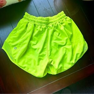 Lululemon Hotty Hot, 2.5"